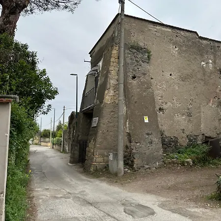 B&borrelli La Dimora Dell Artista Pensjonat